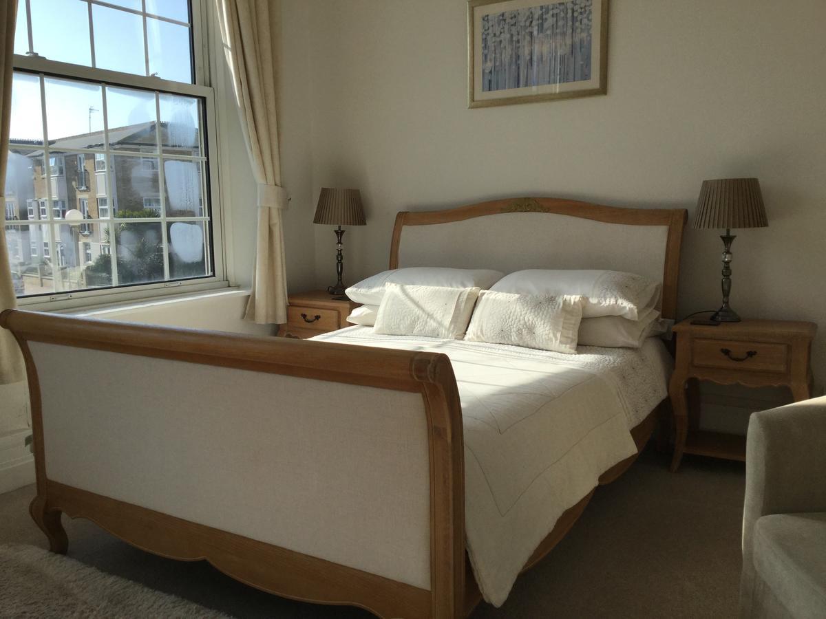 シーフォード The Wellington Bed & Breakfast エクステリア 写真